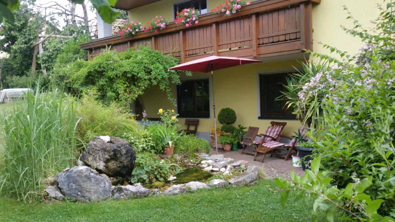 Ferienwohnung Adelhardt Eckersdorf Exterior foto